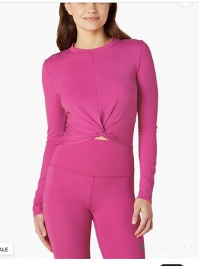 Beyond Yoga
Long-Sleeve Twist-Front Crop Top - Pink size s